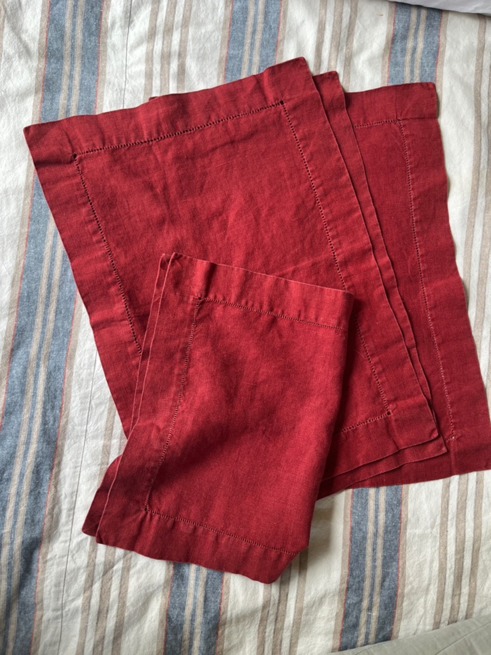 Set of 4 Red Linen Placemats